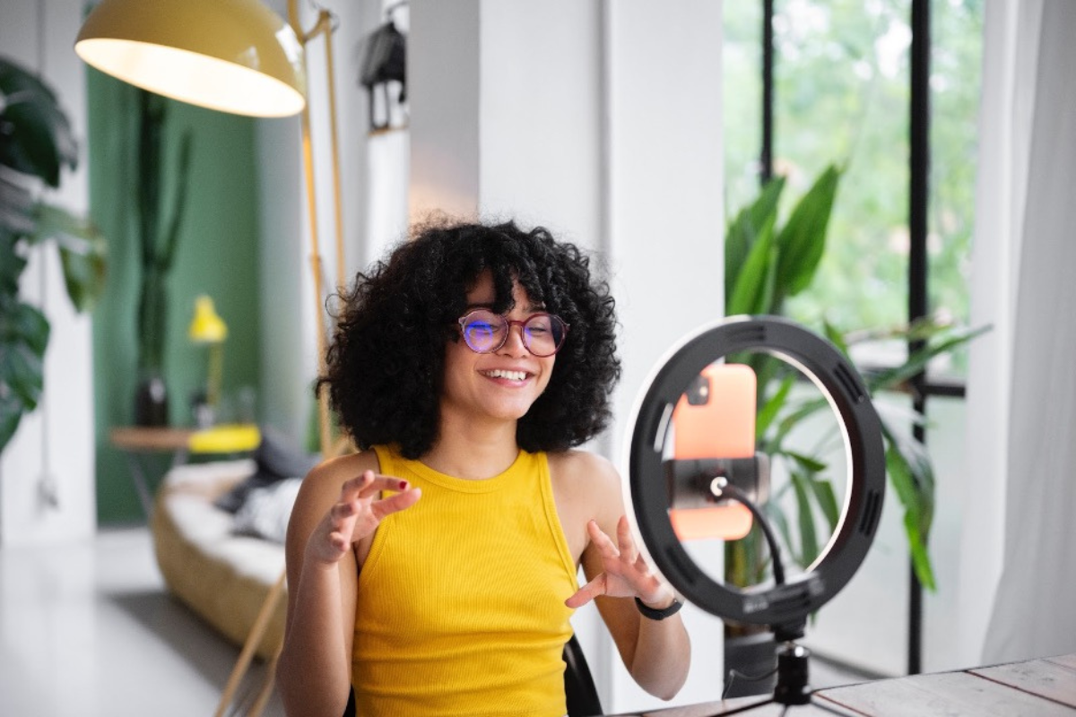 From Wishlist to Checkout: How Holiday Influencer Campaigns Actually Turn Consumer Intention into Purchases