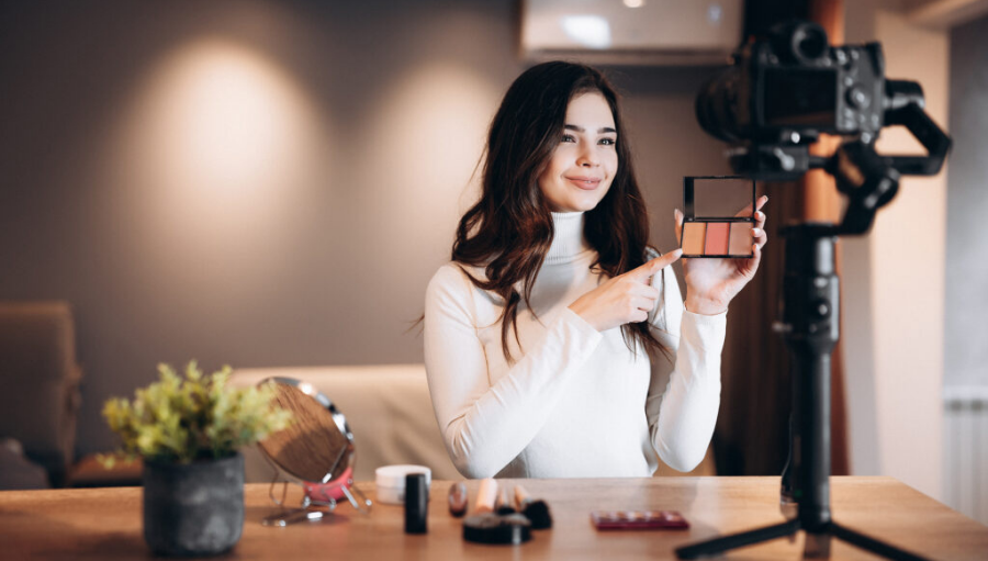 The Psychology Of The Audience- Why They Trust Influencers More Than Ads